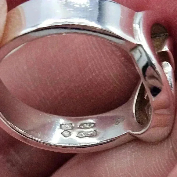 Gucci  Interlocking G Ring and Pendant - Picture 10 of 13